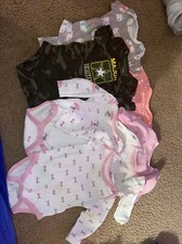 Lot Of 7 Girl Onesies 0-3 Months