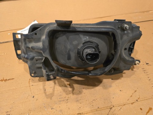 88-92 TOYOTA COROLLA HEAD LIGHT RIGHT - Picture 5 of 6