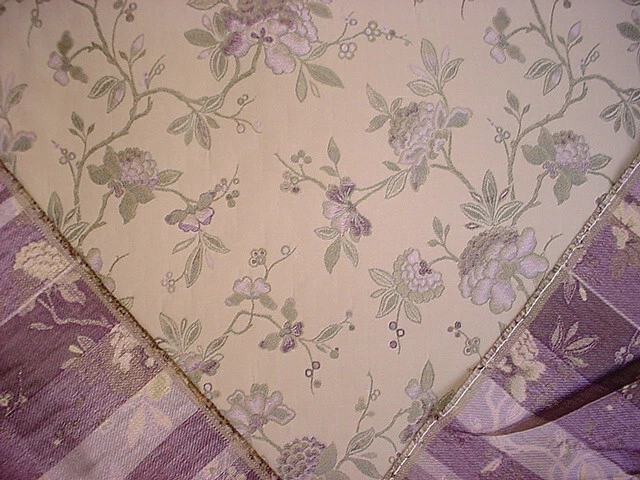 Tela de tapicería brocado floral púrpura Daulton 14-3/4Y Kravet Couture 24163 Foto 4 de 4