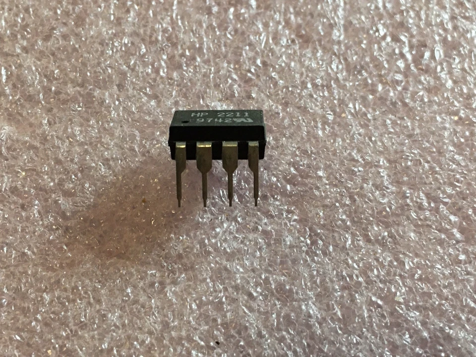 HCPL-2211 IC VERY HIGH CMR WIDE VCC LOGIC GATE 1-CHN 1-ELE 5750V HP (LOT OF 5) - Image 2 of 4