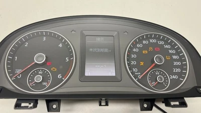2K5920876A VW Caddy 2K TDI Original Kombiinstrument Diesel nur 81km - Bild 1 von 4