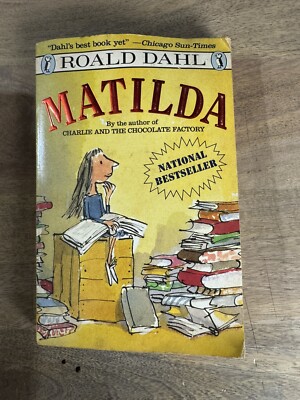 Matilda by Roald Dahl, Illustrated by Quentin Blake 1988 Puffin Paperback Book