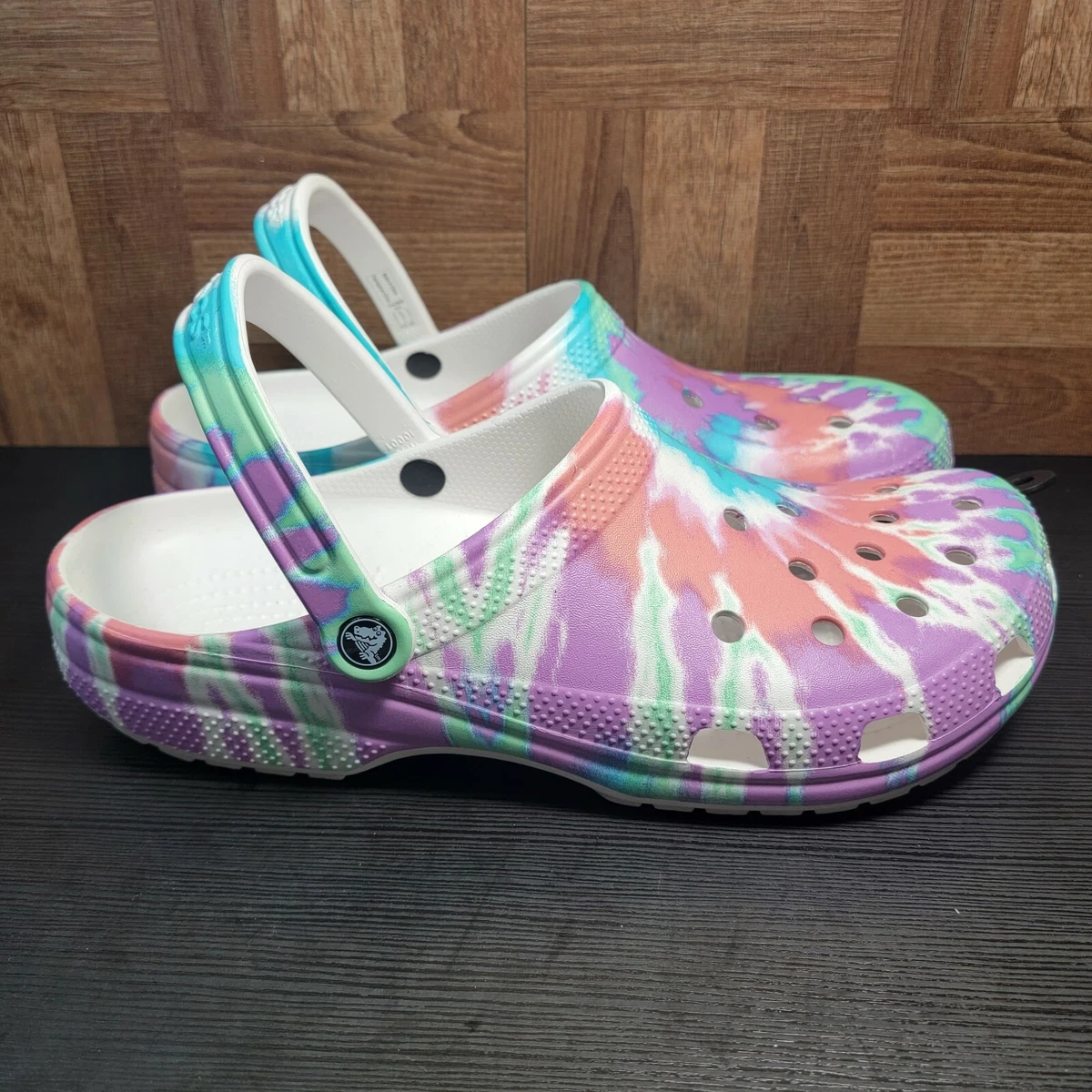 tie dye crocs size 7