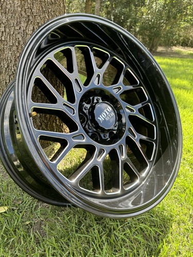 Wheels Moto Metal 20x10 Black Milled Aluminum Accents Very Nice Low Mileage Rims - Picture 1 of 15