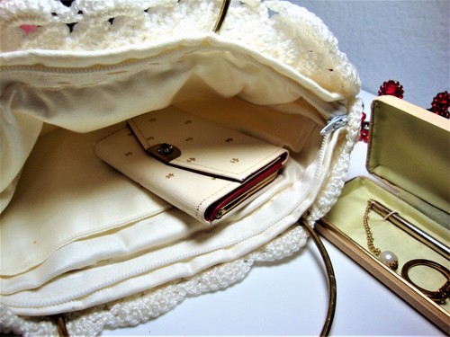 Handmade White Crocheted Purse, Leather Wallet By St. Thomas & Keychain/Pen Set - Picture 3 of 17