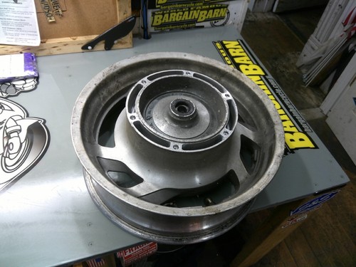 97-04 Honda Valkyrie GL1500 Rear Wheel Rim STRAIGHT OEM ORIGINAL 16" X 5 - Picture 2 of 4