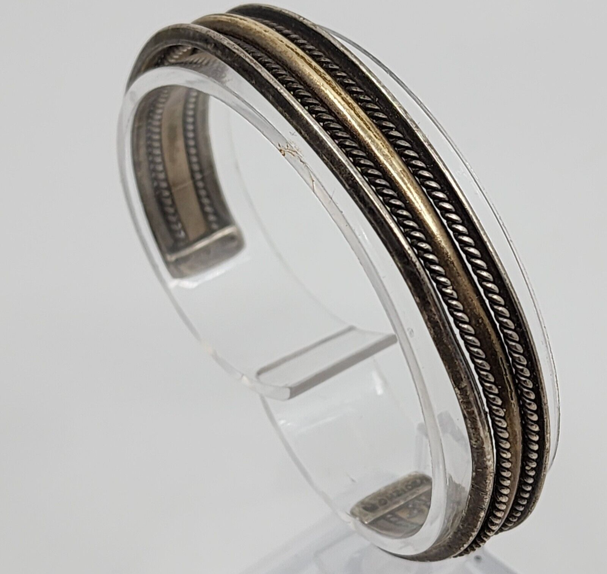アクセサリー navajo triangle bangle sterling tahe Vintage Tahe Sterling Silver Navajo Bangle Bracelet. - Etsy