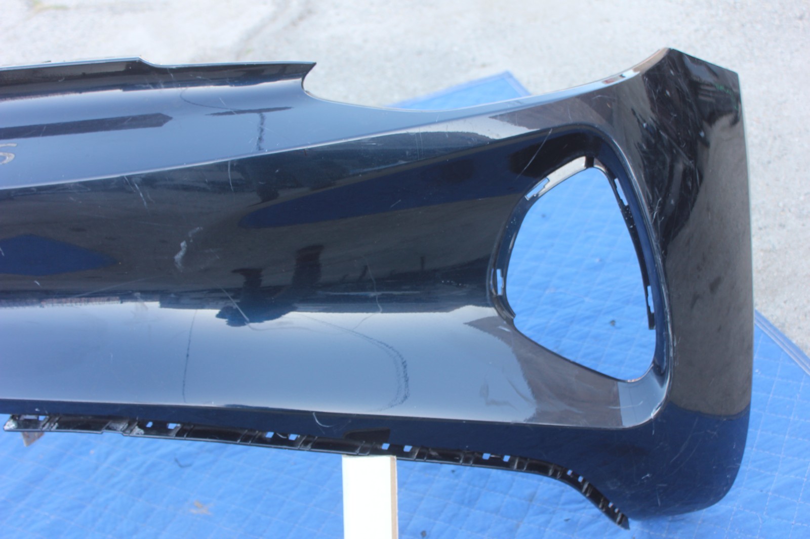 23-25 24 LOTUS EMIRA REAR BUMPER COVER BLUE SIDE BRACKETS GENUINE FACTORY OEM