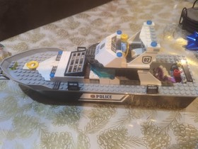 LEGO CITY: Police Patrol Boat (60129)