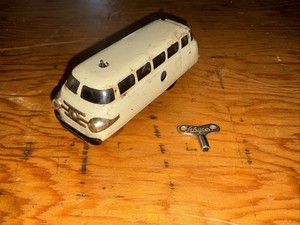 Vintage Schuco Varianto Bus 3044, made in US zone Germany,  wind-Up Toy Works!