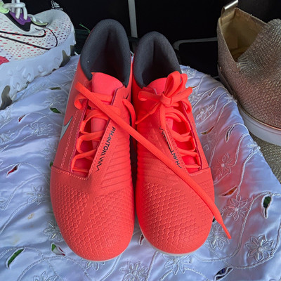 Nike Phantom Venom Orange Low Top Men's Soccer Cleats Lace Up