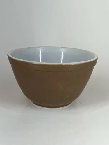 VTG Pyrex Bowl Town And Country Brown 1 1/2 Pt 401 Made In USA