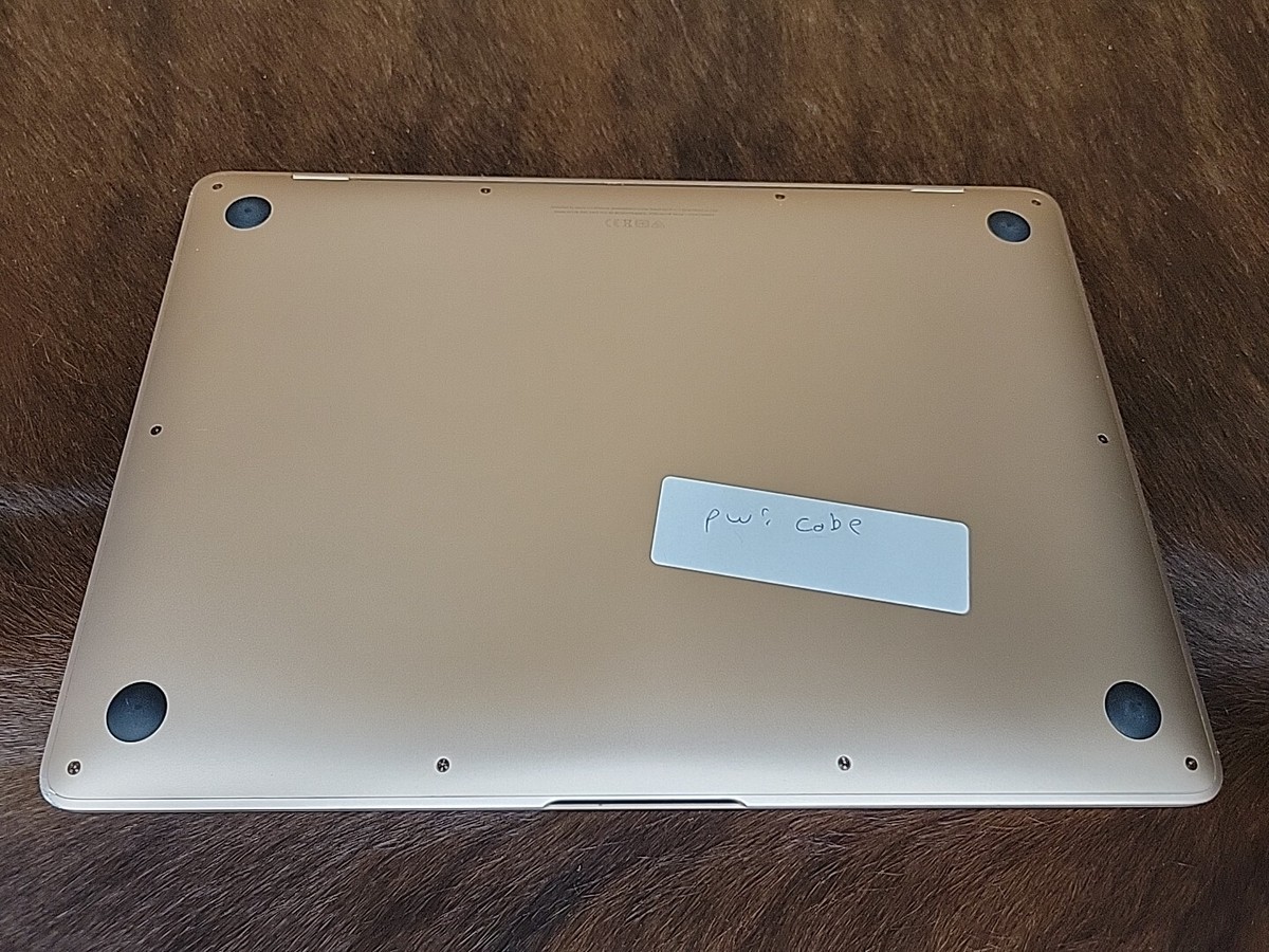 Apple MacBook Air 13 Apple MacBook Air 13