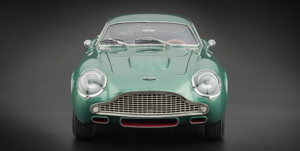 1:18 CMC Aston Martin DB4 GT Zagato 1961 Green M-132 NIB RARE LIMITED EDITION - Image 2 of 4