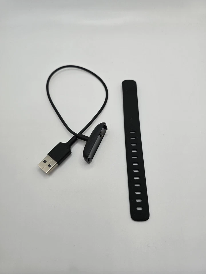 Fitbit Inspire 3 Heart Rate Monitor Health & Fitness Tracker - Black - Image 3 of 4