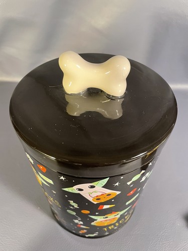 Star Wars Halloween Baby Yoda Ceramic Dog Treat Jar New - Picture 3 of 7