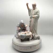 ENESCO 1988  NATIVITY Porcelain Mary Jesus PAUL CONNOLLY Silent Night Music Box
