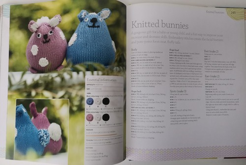 DK BIG BOOK OF KNITTING - 100 Gorgeous Projects - Picture 9 of 18