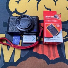 Sony Cyber-Shot DSC-RX100V RX100M5 Compact Digital Camera Flip Screen