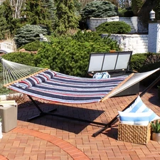 Large Quilted Fabric Hammock with Spreader Bars - Nautical Stripe by Sunnydaze