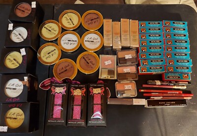 58 Pieces ~ Assorted Makeup ~ Lipstick ~ Blush ~ Lip Lliners ~ Strobing Powder