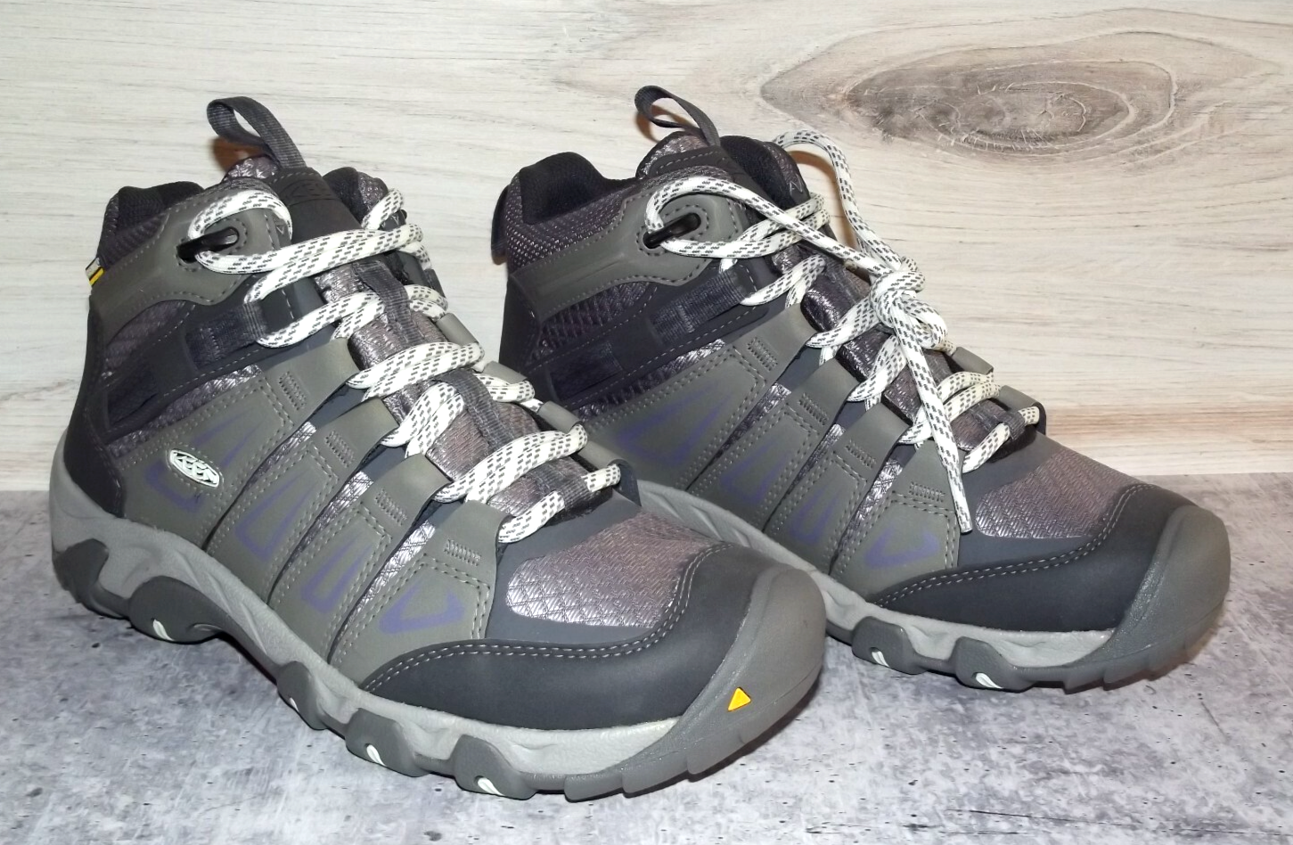 Stivali Keen Oakridge grigio medio viola impermeabili trail trekking donna taglia 7 B125