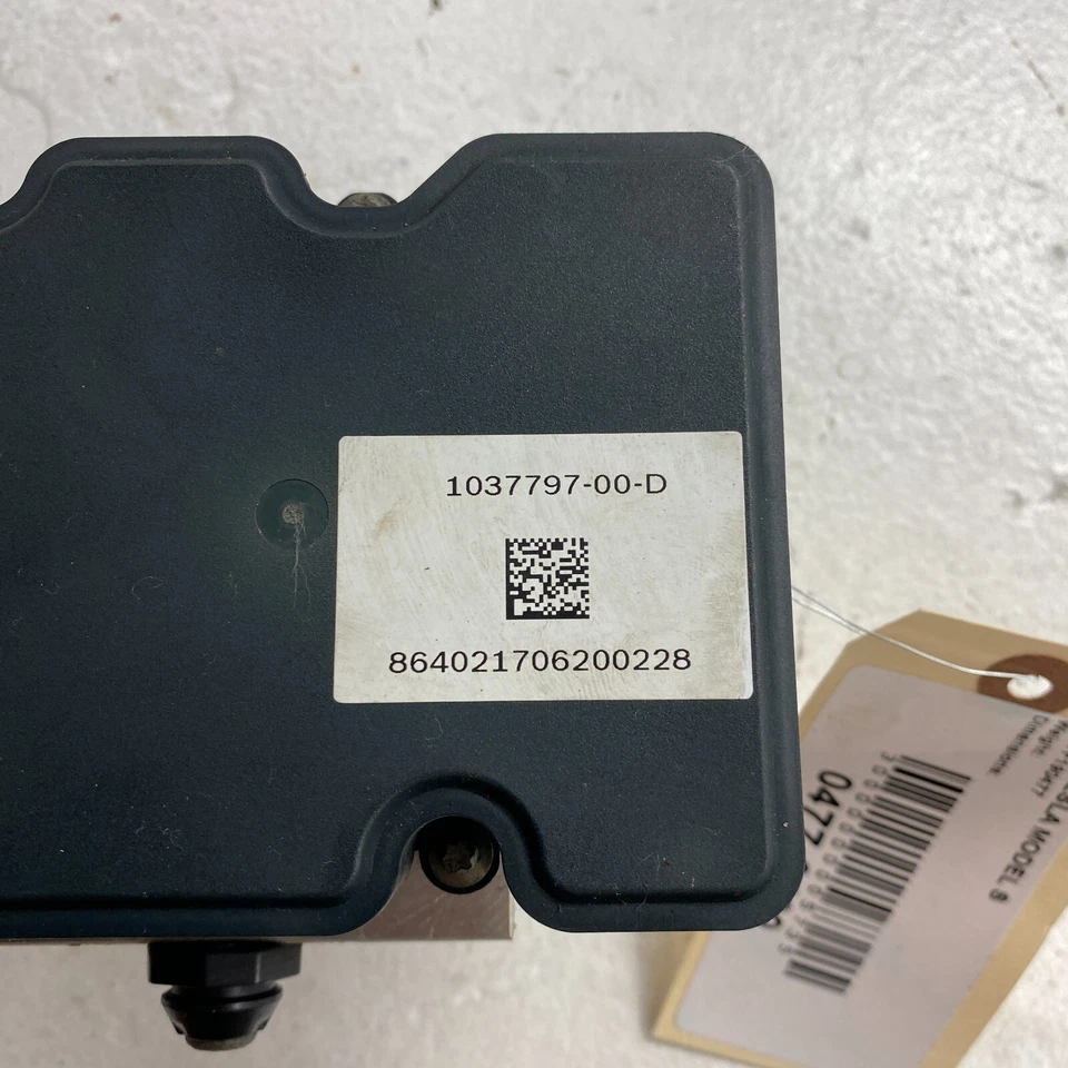 2017-20 Tesla Model S Anti Lock ABS Brake Pump Hydraulic Control Module Unit OEM - Image 4 of 4