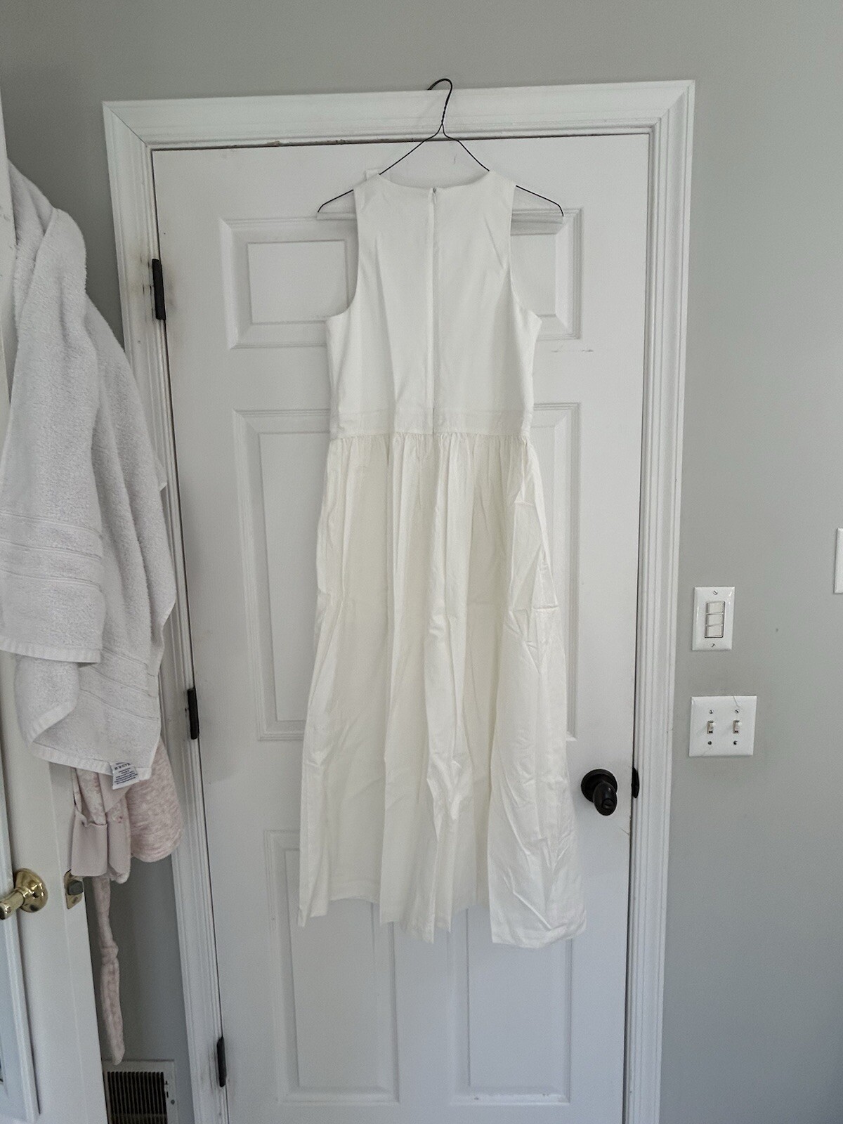 Picture 4 of 5
