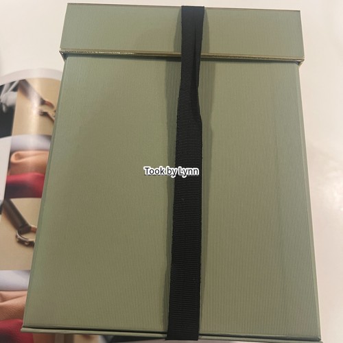 Cult Beauty Lookfantastic Boots Big Brands Empty Gift box With Shredded Paper - Imagen 13 de 46