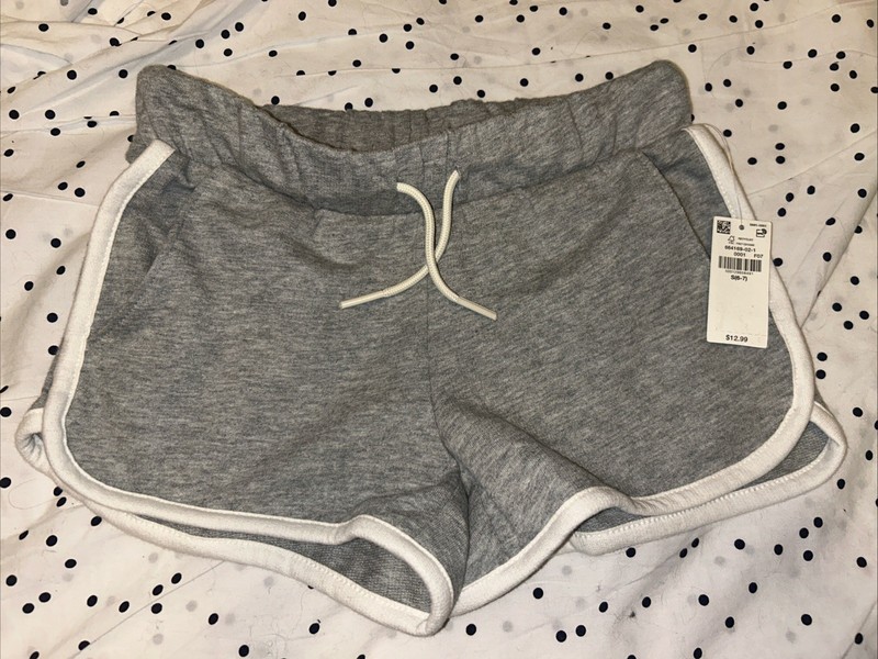 NWT Old Navy Girls Gray Shorts Size S (6/7)