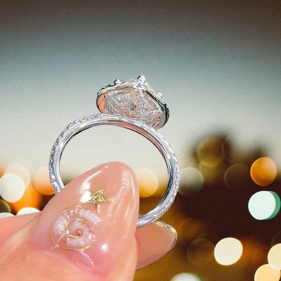 18k White Gold Ring Diamond Lab Grown Heart 2.8 Carat IGI Certified Size 5 6 7 8 - Image 4 of 4