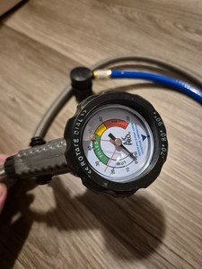 AC PRO Professional Air Conditioner Refrigerant Gauge & Hose Quick Connect