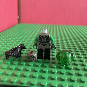 Used LEGO Minifig - Rare Space Insectoids Zotaxian w/armor Alien Set 6977