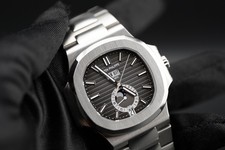 Patek Philippe 5726/1A-001 Nautilus Annual Calendar Moon Phase Box & Papers 2016 2