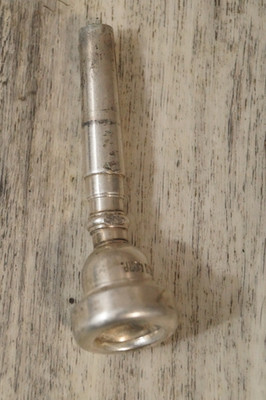 Vincent Bach F 7c Mundstück für Trompete versilbert (2)