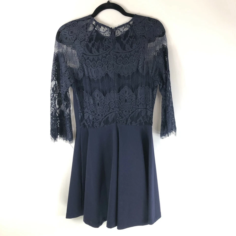 Mini Vestido BB Dakota Encaje Transparente Espalda Línea A Manga 3/4 Azul Marino Talla M Foto 2 de 4