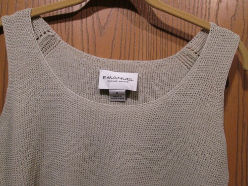 EMANUEL UNGARO Women's Moss Green Wool 2 PC Tank & Cardigan Sweater SZ S NEW - Picture 8 of 12