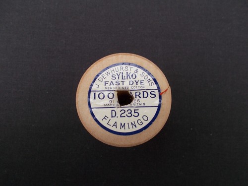 VINTAGE SYLKO WOODEN COTTON REELS - BETWEEN D200 & D299 - CHOICE OF COLOURS - Picture 54 of 167