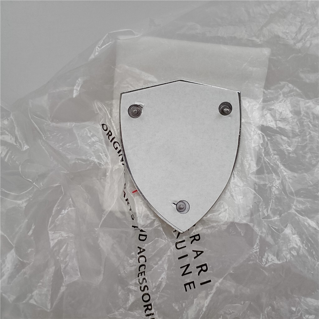 Ferrari 458 Italia Spider Speciale Fender Shield Badge