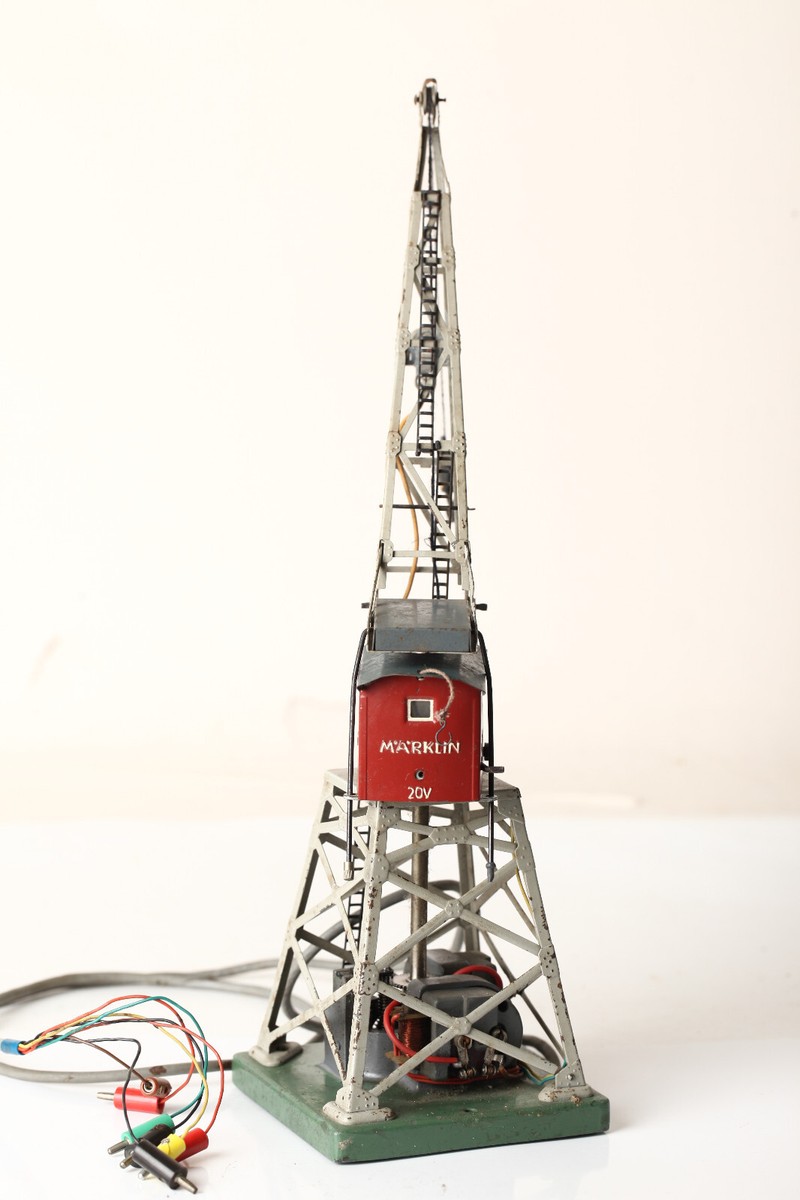 MARKLIN : GRUA GIRATORIA DIGITAL escala HO
