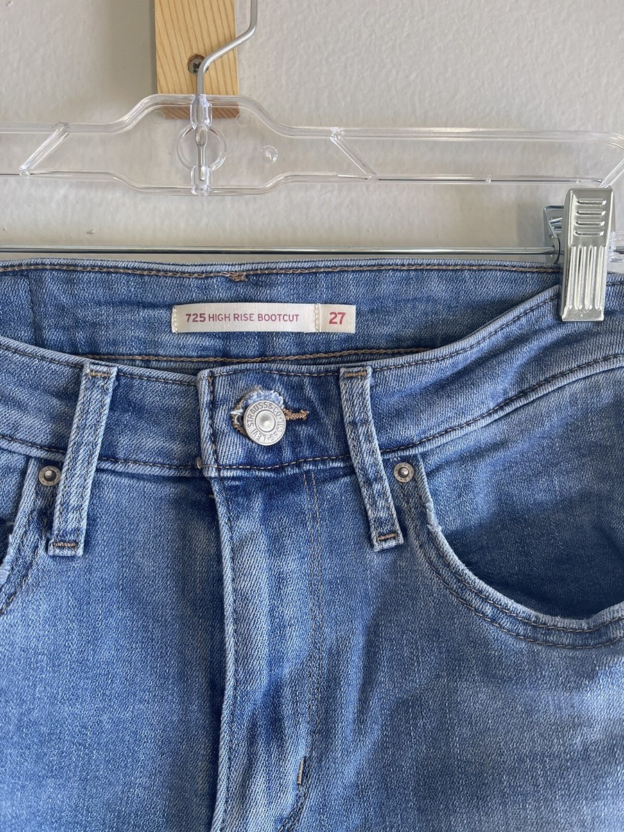 Levi's 725 High Rise Bootcut Jeans Waist Size 27 x 32 Levi's 725 High Rise Bootcut Jeans Waist Size 27 x 32