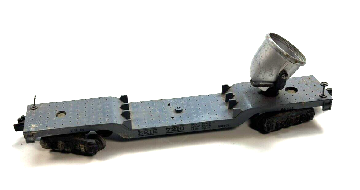 S Gilbert American Flyer Erie 7210 Depressed Flat Car w/Search Light