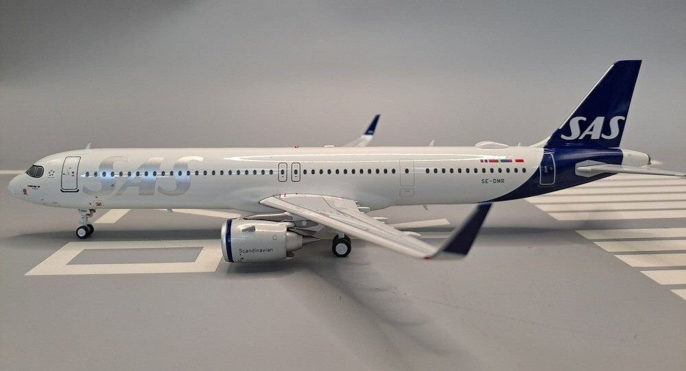 Korean Air エアバスA321 1/200 *価格変更 Scandinavian Airlines / Airbus A321-253NX / SE-DMR / JF-A321