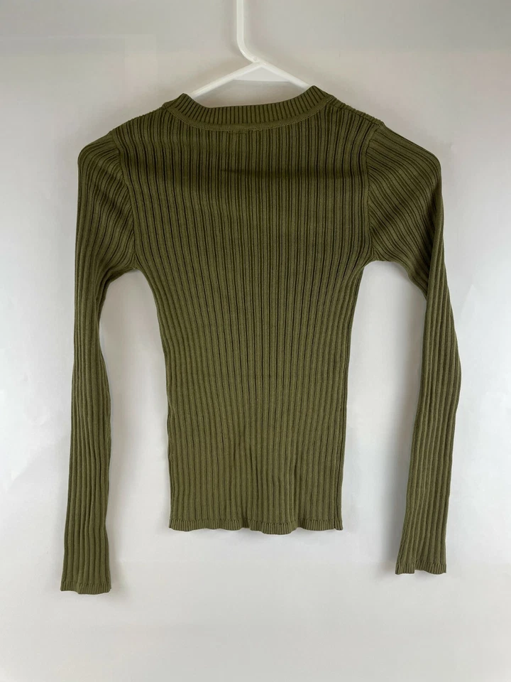 Suéter acanalado Love By Design para mujer talla pequeña verde Foto 2 de 4