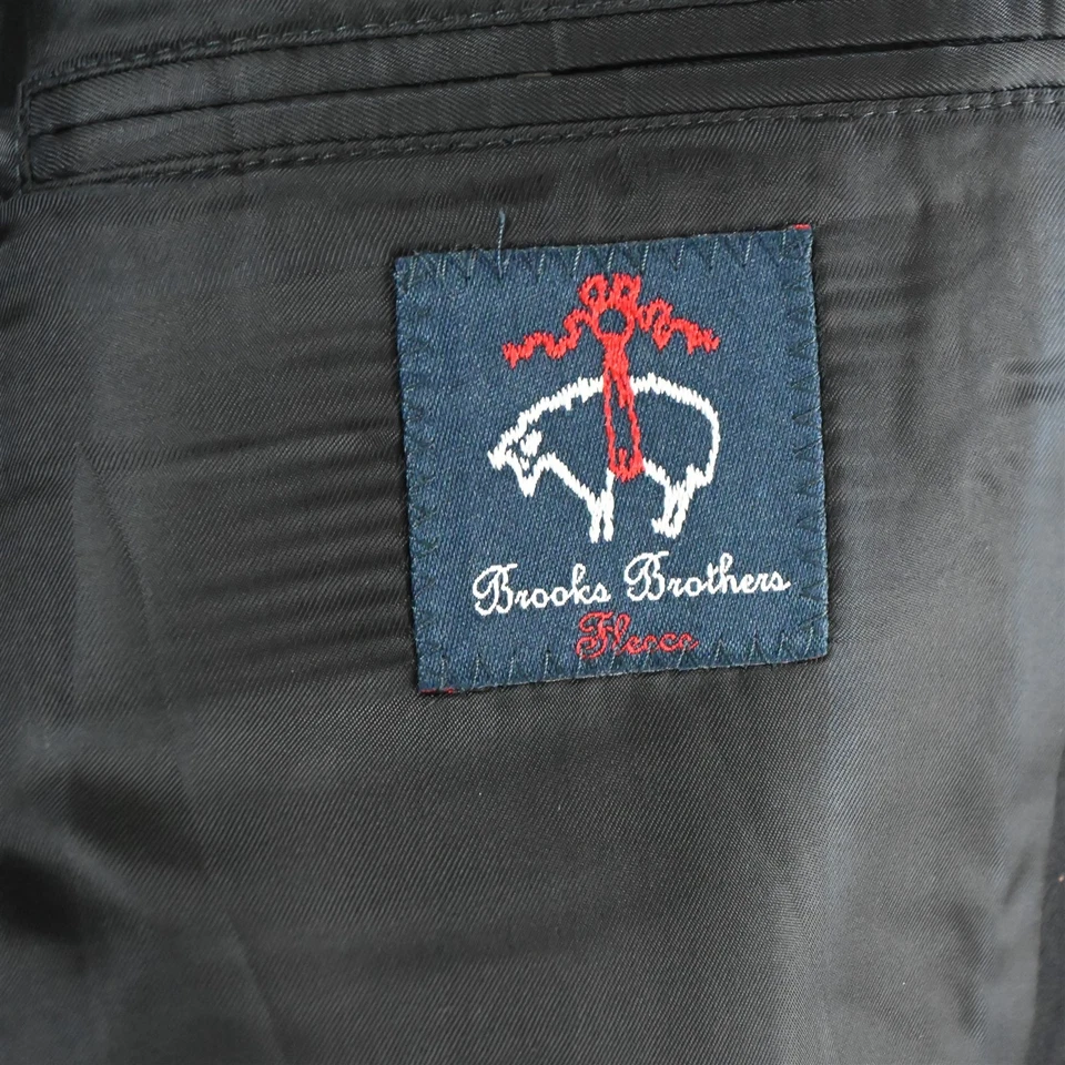 Brooks Brothers 38R Navy Blue Gold Button 100% Wool Blazer Jacket Sport Coat - Image 4 of 4