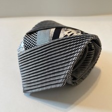 Brioni Printed Silk Tie Made In Italy Quilted Pleated Thick Textured Silver Gray