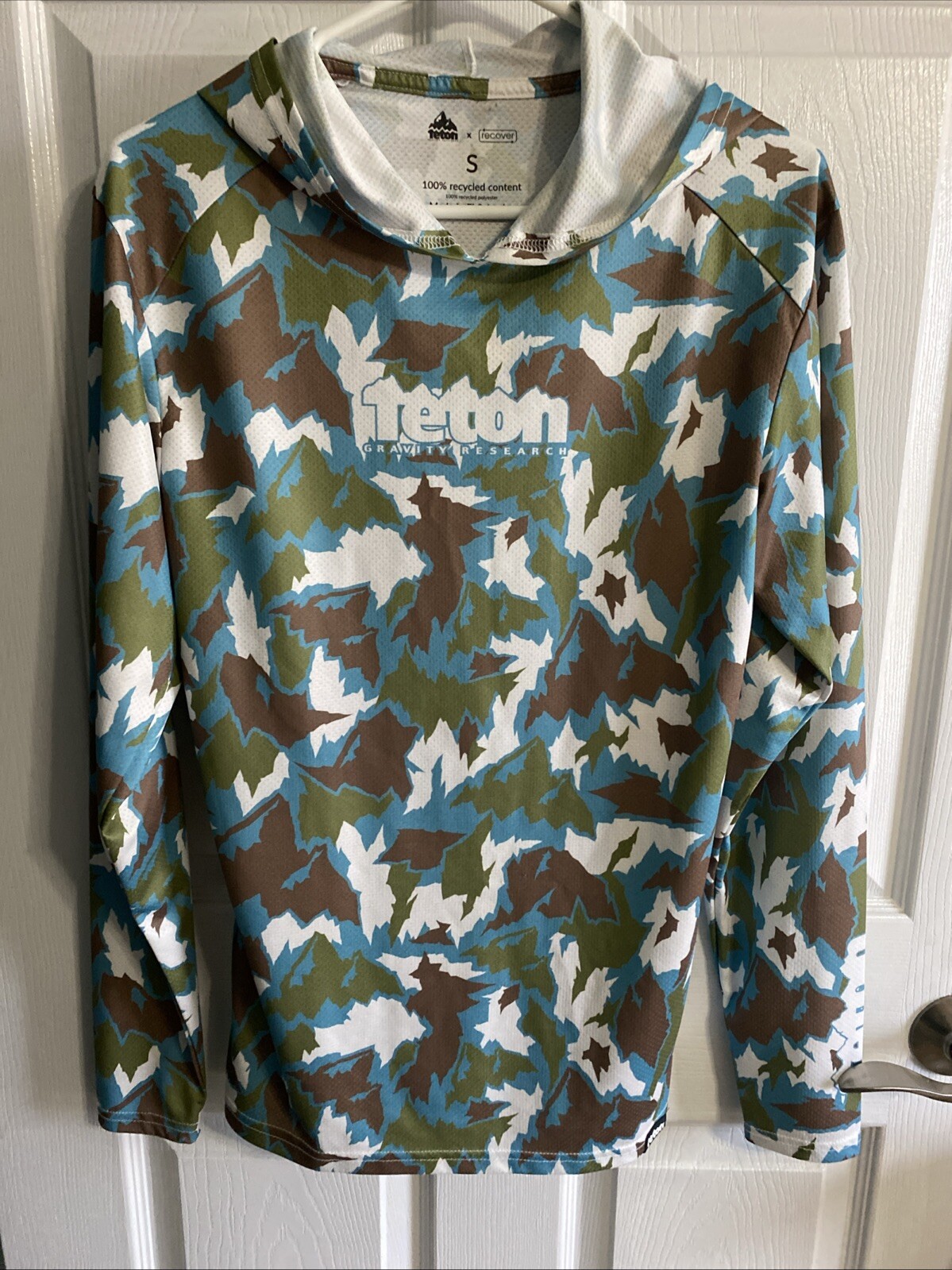 Picture 1 of 6
