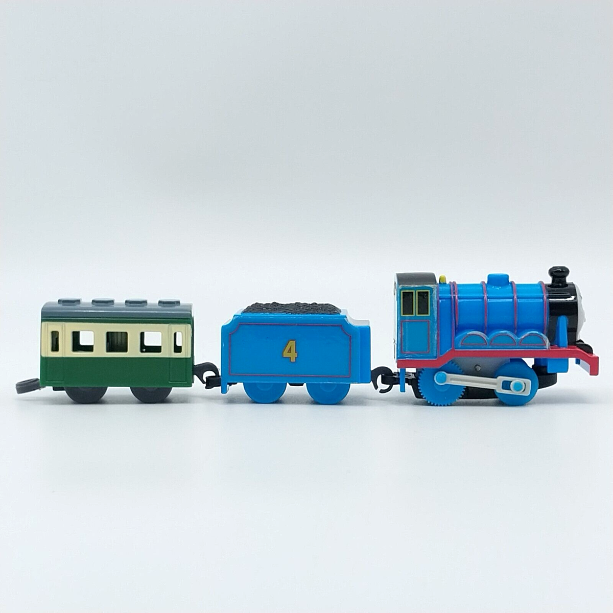 Angry Gordon Powerful & Green Coach Gashapon Capsule Wind-up