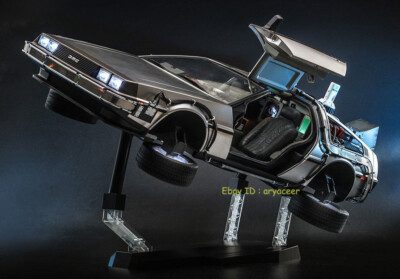 Hot Toys MMS636 Back to the Future Time Machine II 1/6 Vehicle In