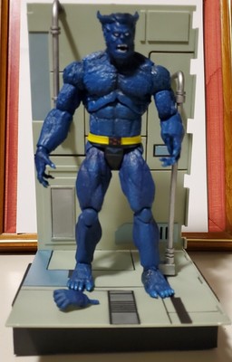 diamond select beast